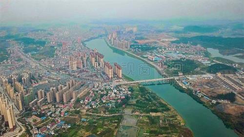 大城隆回，四处建设，经济一片繁荣！