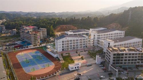 金石桥芙蓉学校，隆回最好的乡镇学校