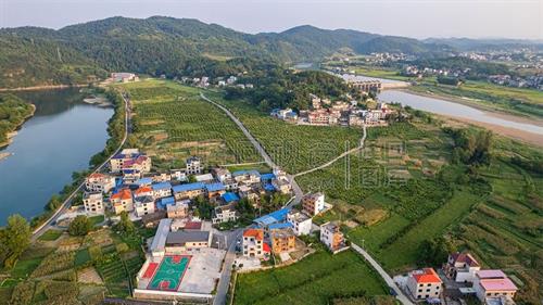 三阁司中洲村，幸福美丽新农村
