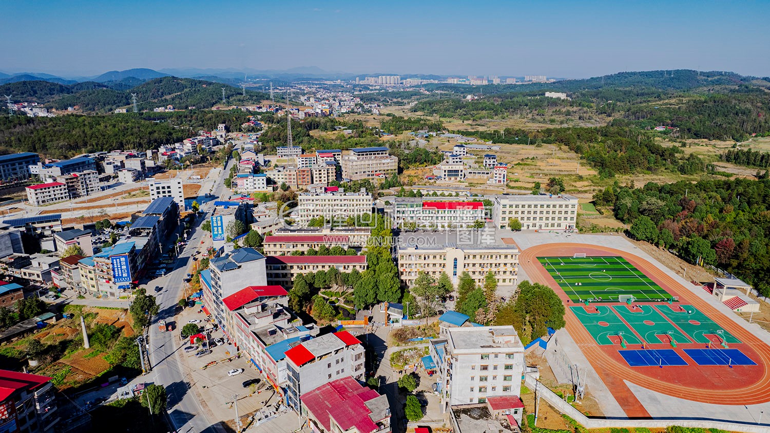 三阁司中学