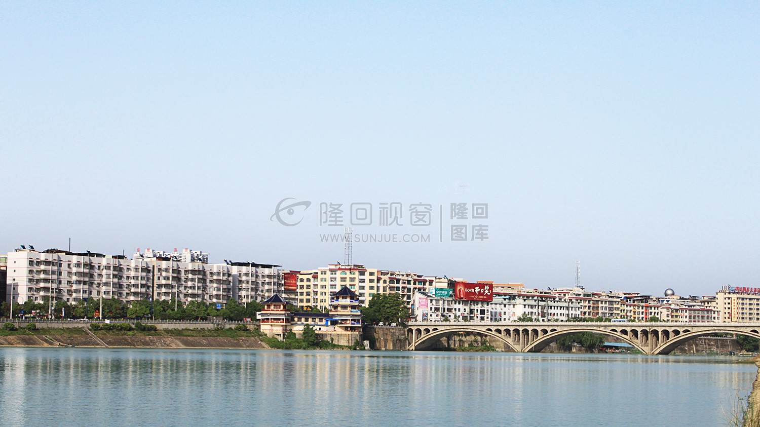 隆回县城-赧水河岸两边