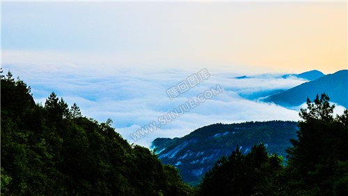 草原村云海