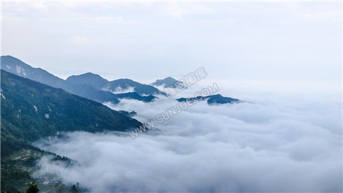 草原村云海