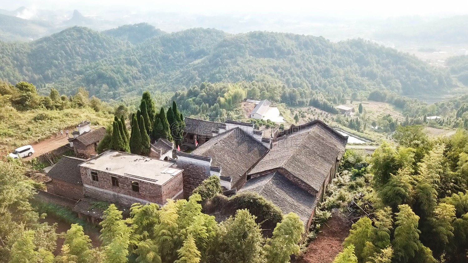 朝京山寺-航拍
