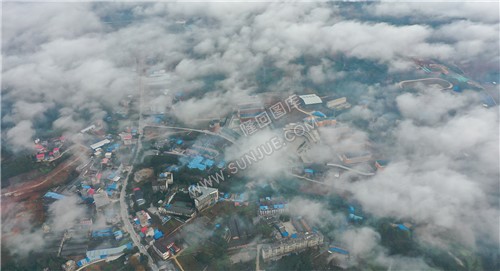 隆回职中上空