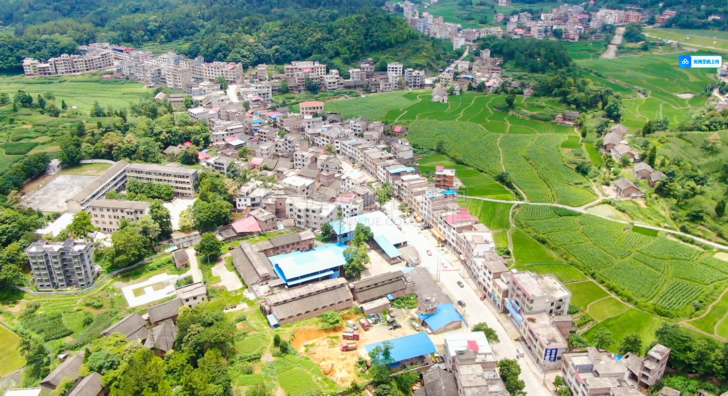 岩口中学方向