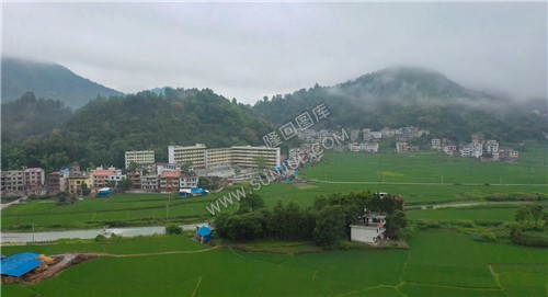 司门镇中学