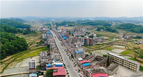 隆回县城方向