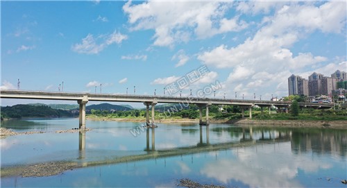 上游河面