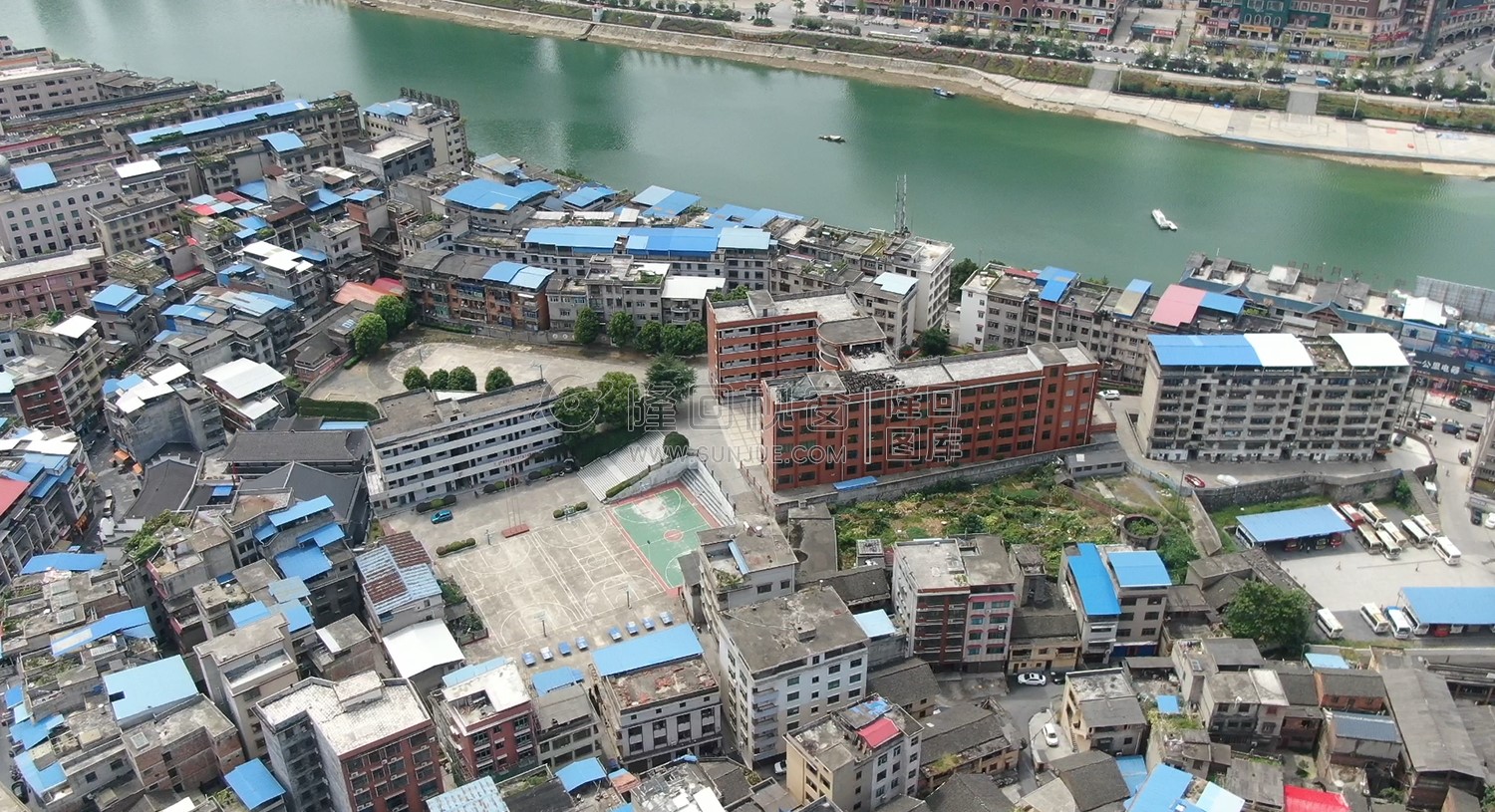 航拍学校