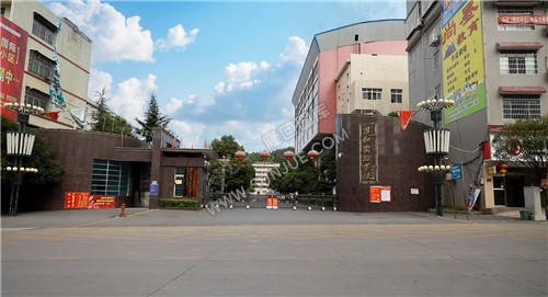 学校门口