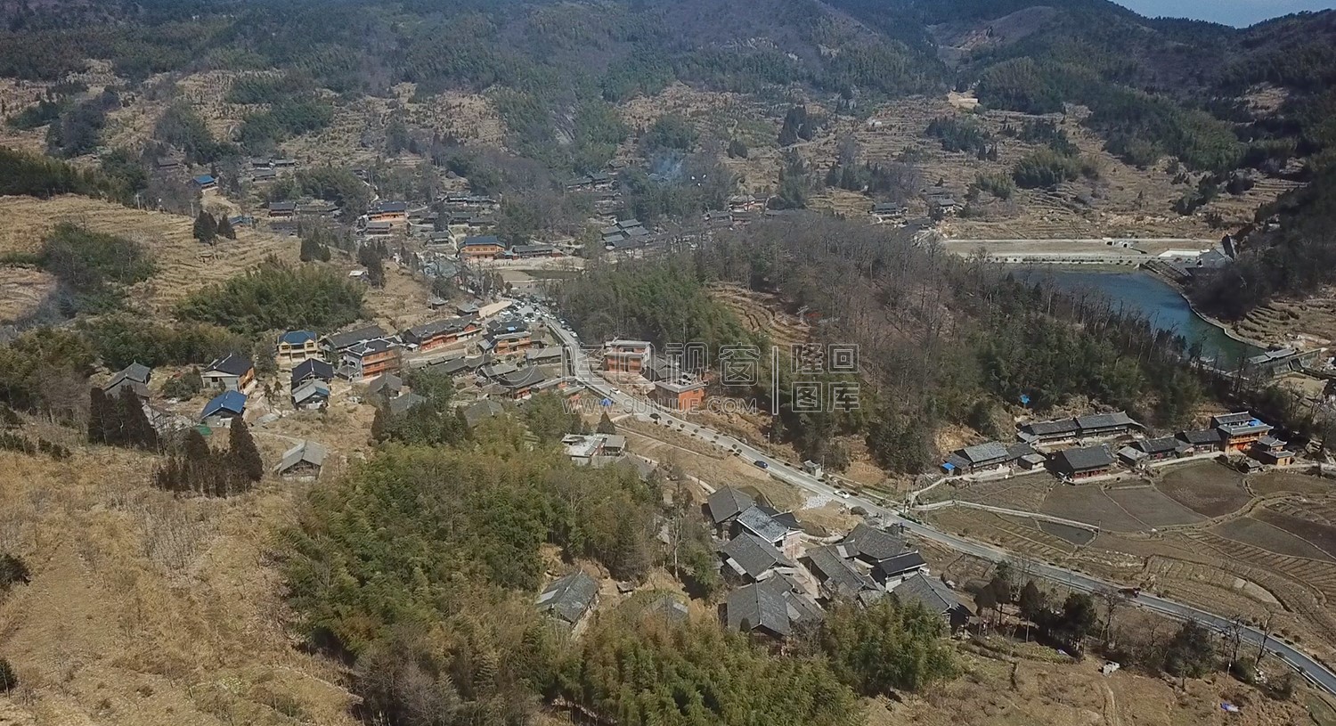 村落