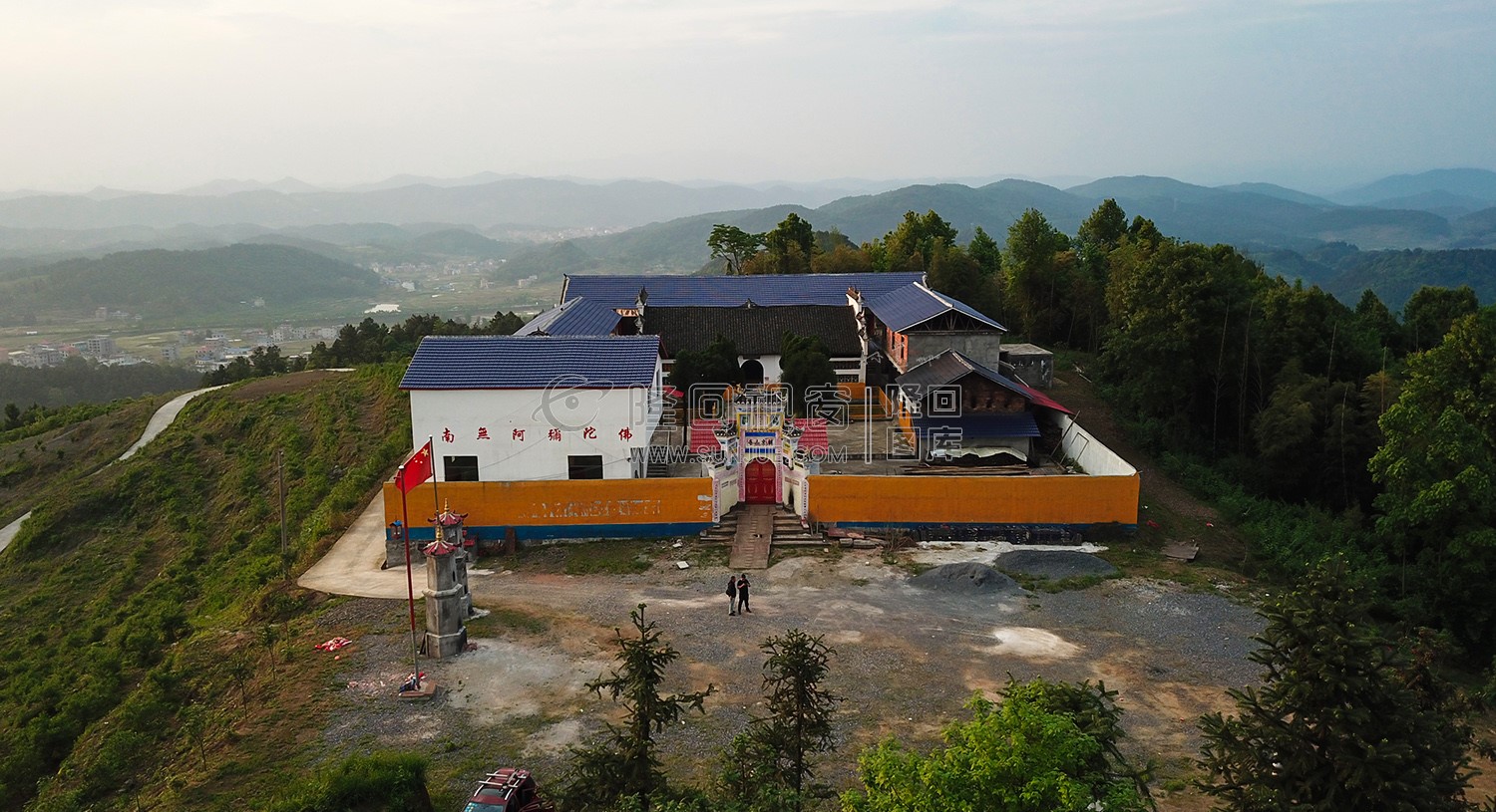 寺庙正面