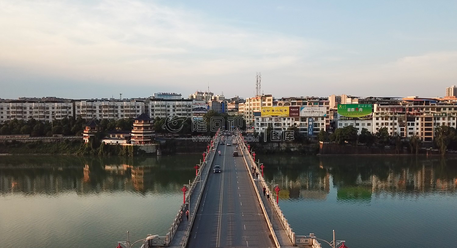 赧水北岸