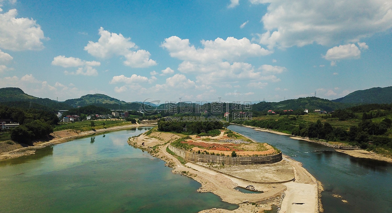 河岸风光