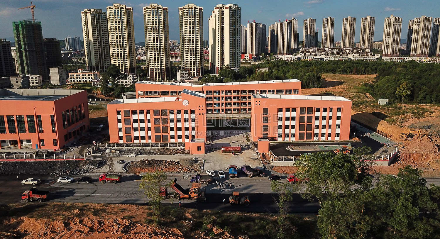 学校正门