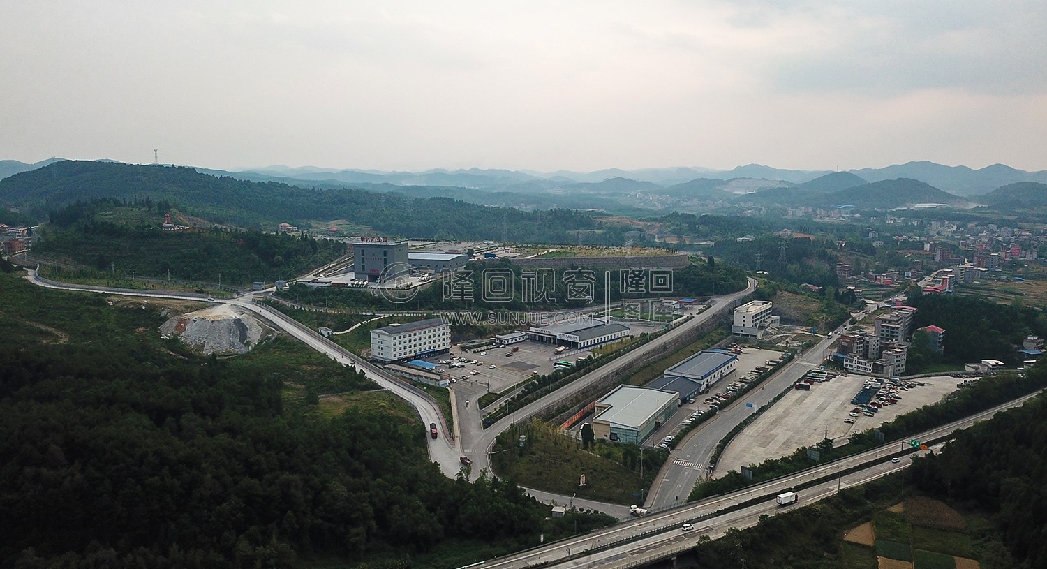 三阁司友谊驾校山顶