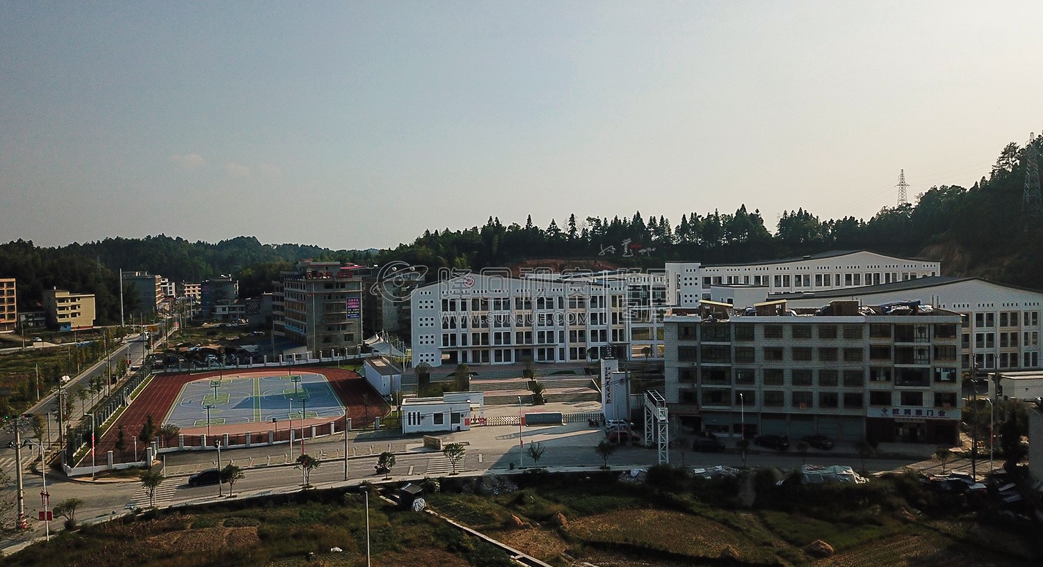 学校正门