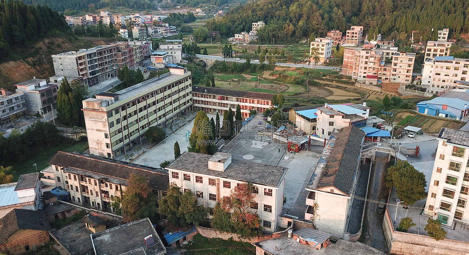 学校环境