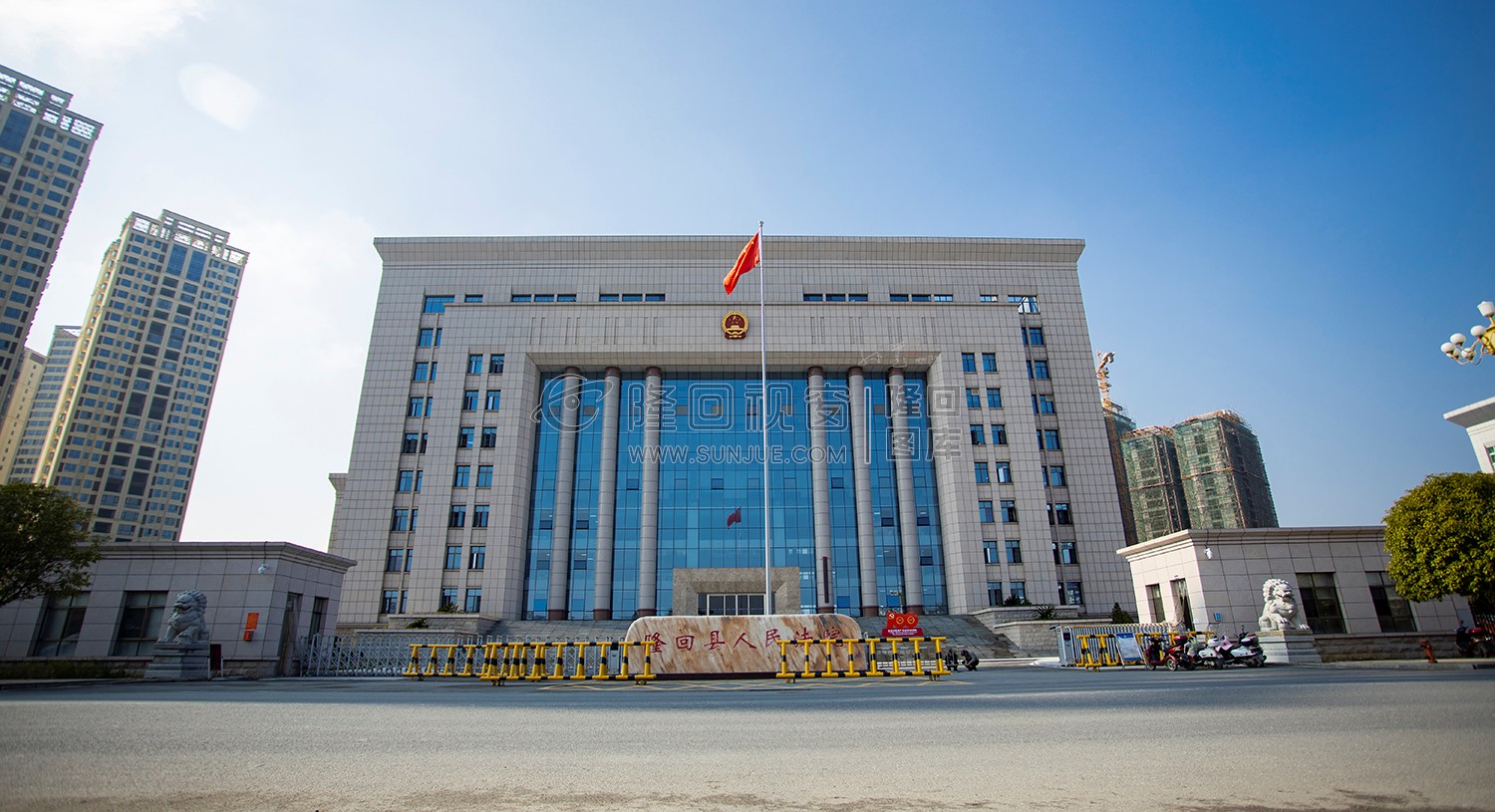 隆回法院大门
