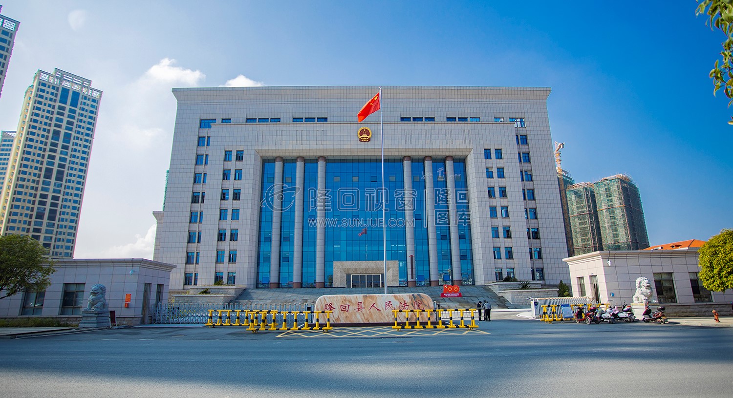 隆回法院大门