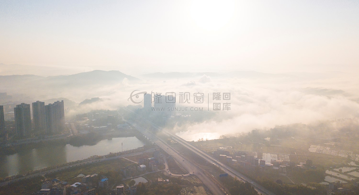 隆回三桥的晨雾