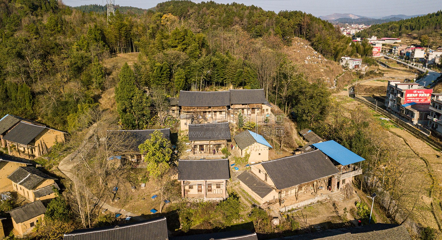 老房子村落