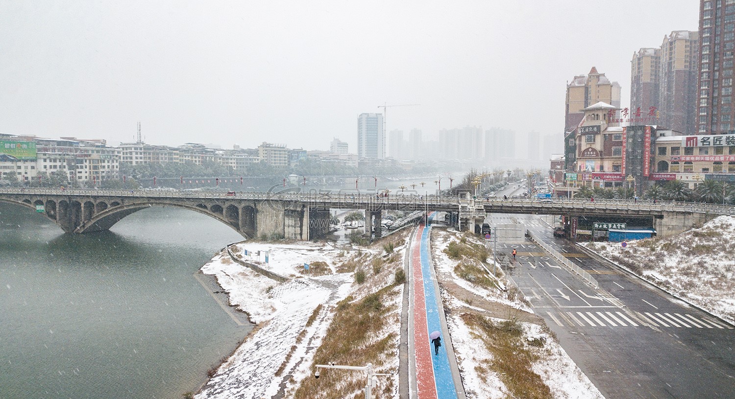 沿河南路