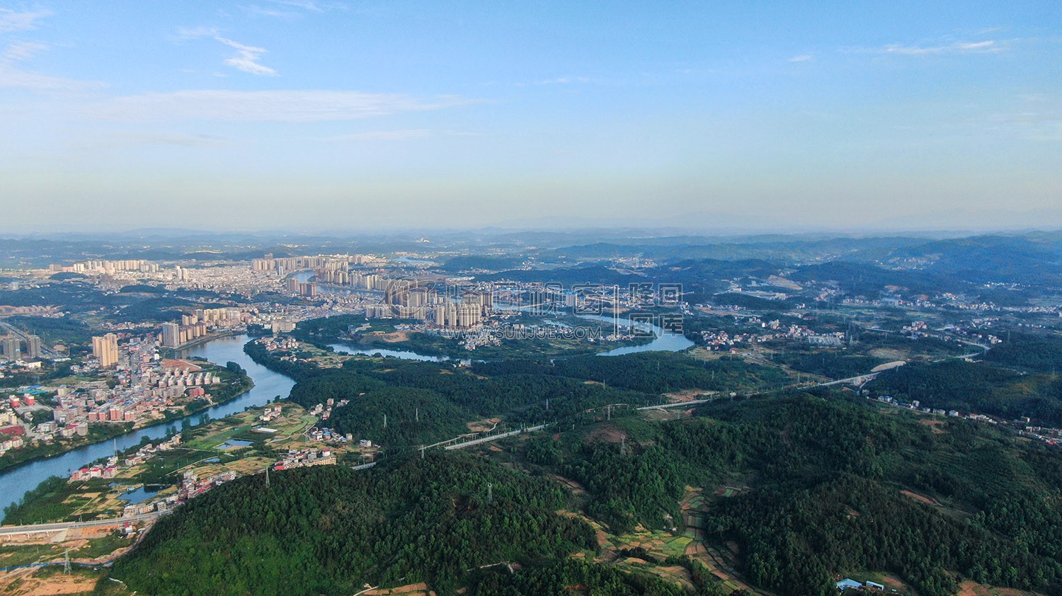 隆回县城全景