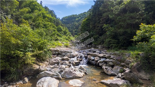 西山峡谷