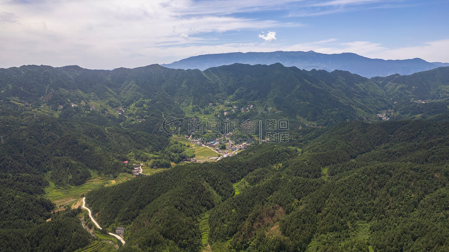 西山村