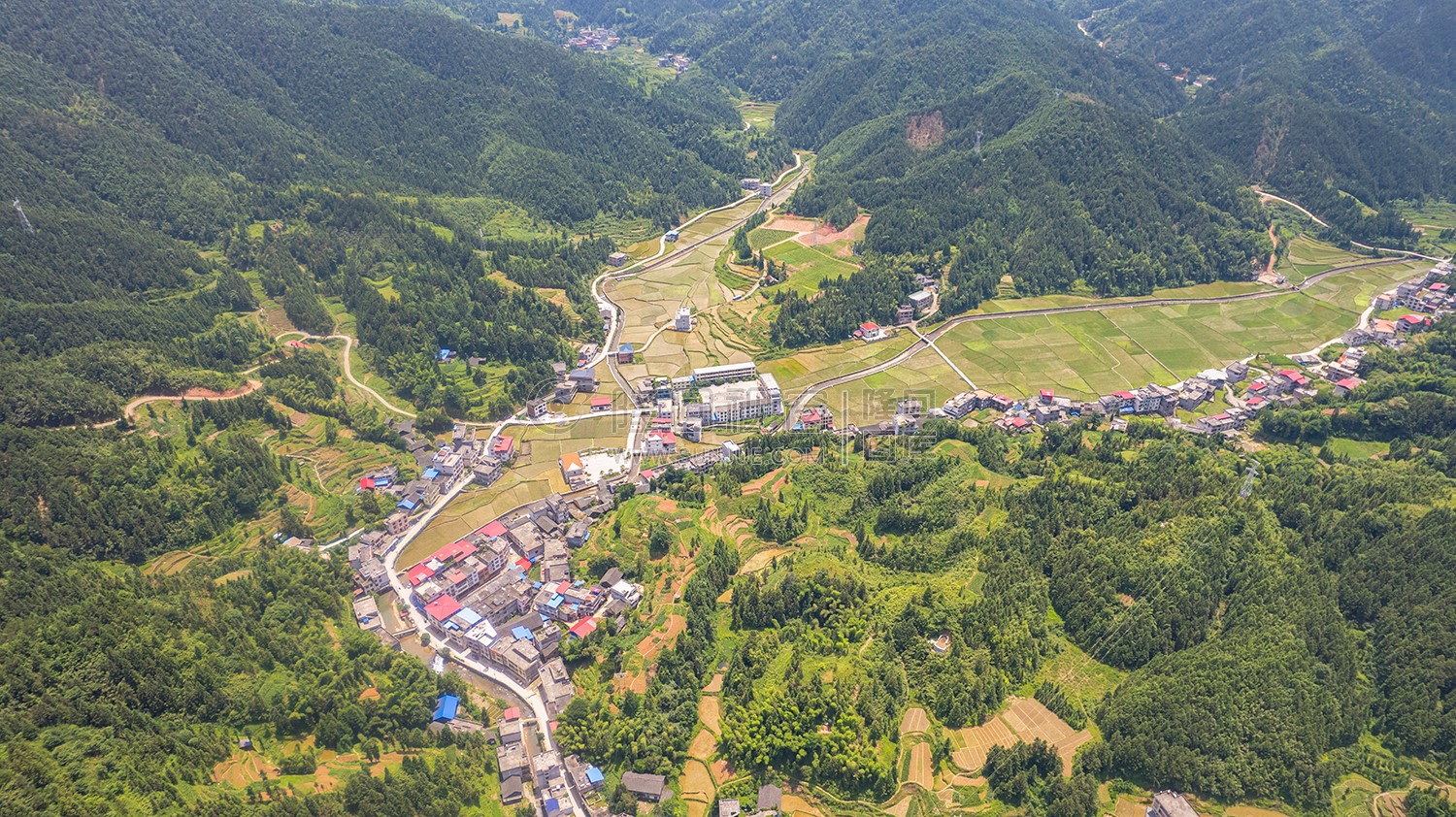 西山村