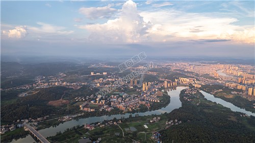 航拍隆回全景，隆回县城的全景图
