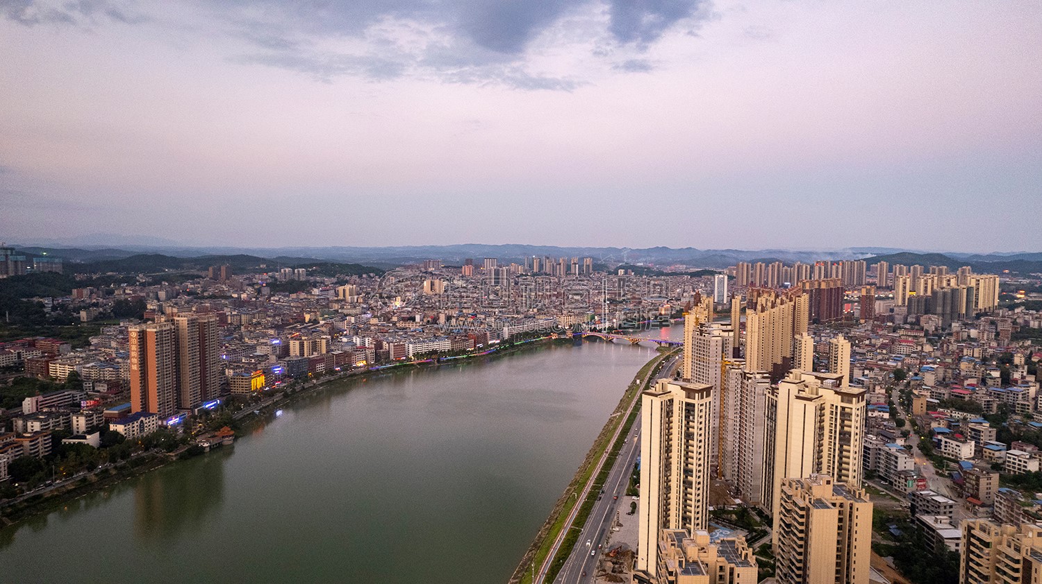 隆回县城夕阳美景