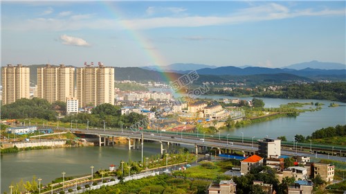 隆回雨中彩虹