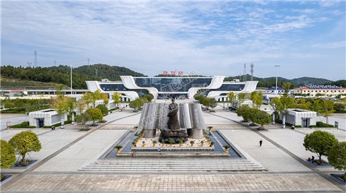 隆回高铁站