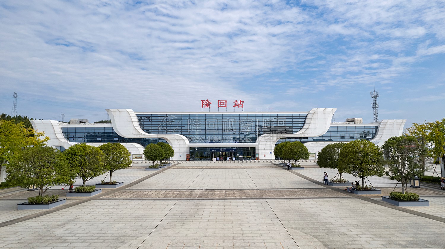 隆回高铁站