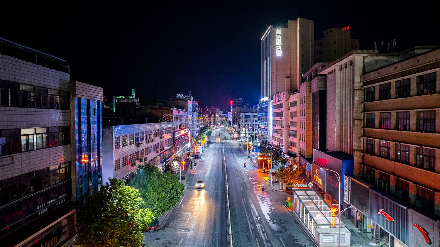 隆回封城第一天当晚县城各地交通情况