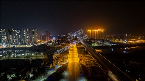 隆回封城第二天，街面已经管控，严禁外出