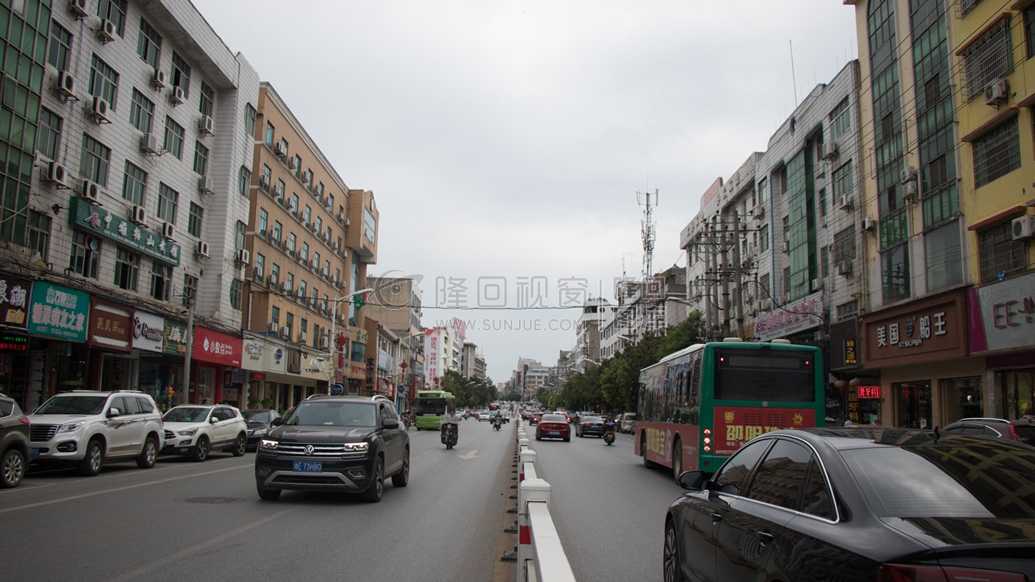 隆回宽敞的桃洪路