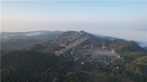 乡村的早晨，荷田玖鹅水厂航拍