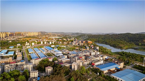 城南工业园园三八水库