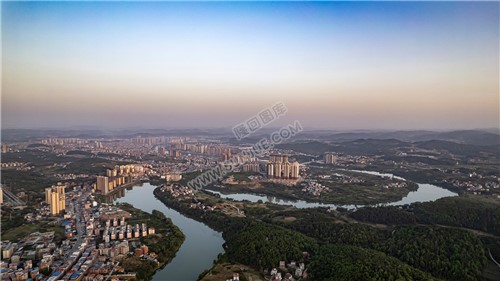 隆回县城全景