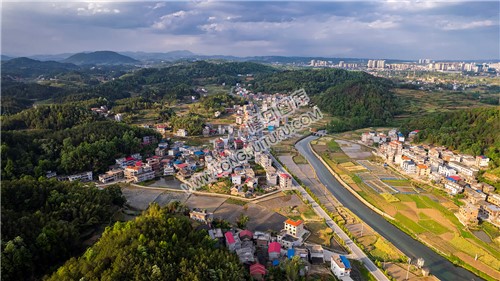 优先村的晚春