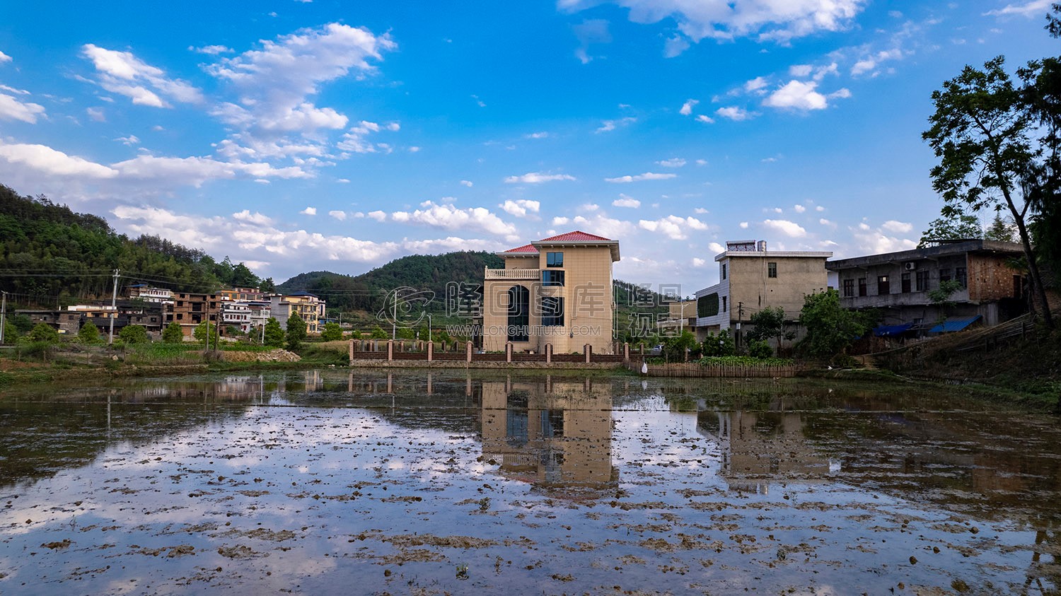 优先村的晚春