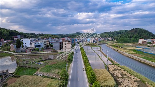 优先村的晚春