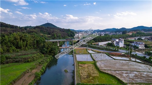 优先村的晚春