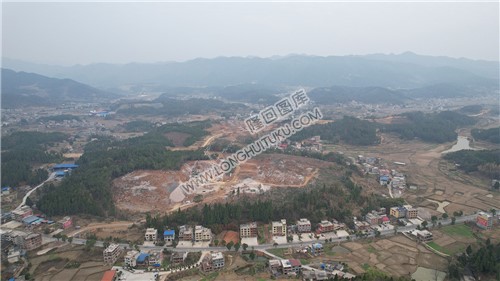 开挖山头