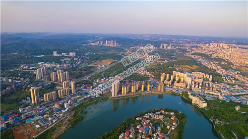 隆回全景航拍，县城全景