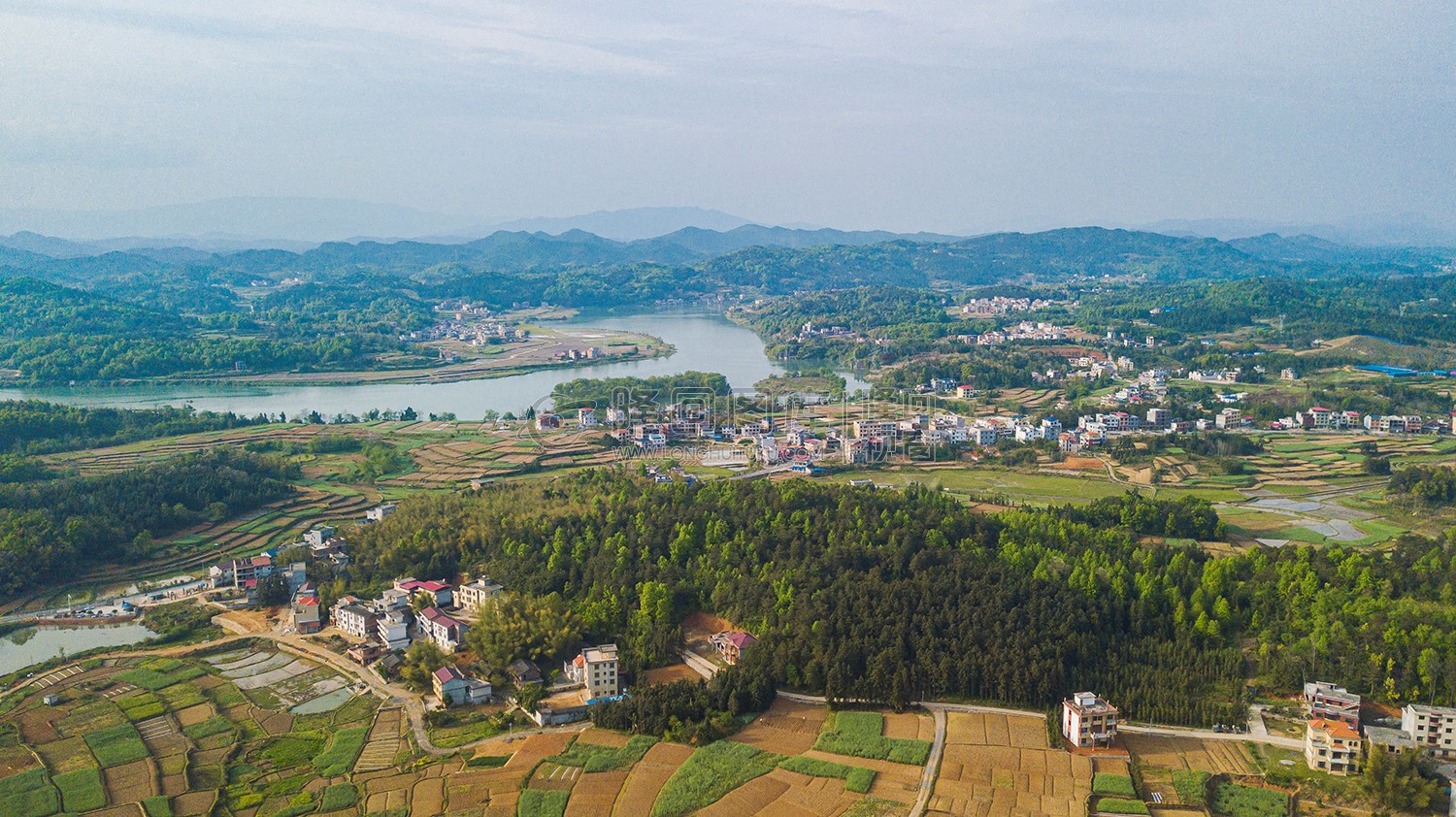 红星村